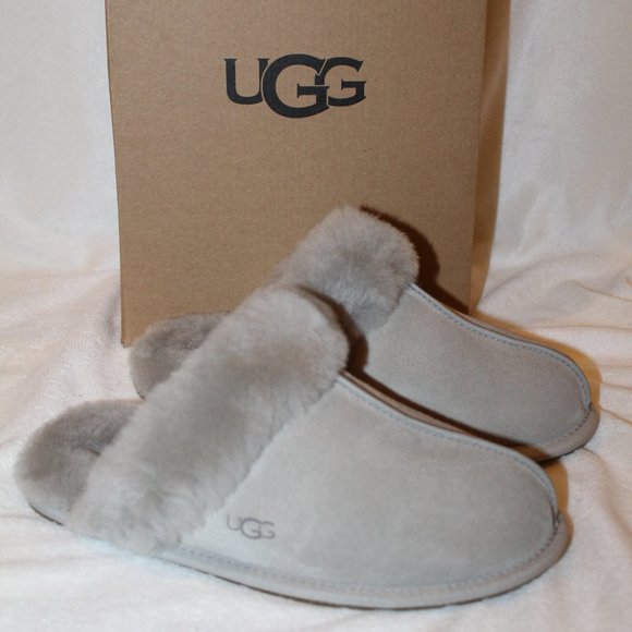 NIB UGG WOMEN'S‎ SCUFFETTE II SUEDE SHEARLING SLIP ON SLIPPERS GRAY - Picture 2 of 7